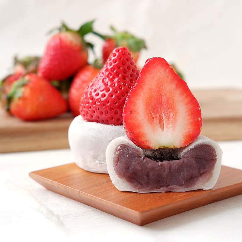 いちごの王様「あまおう」をまるごと使用。リッチな和風スイーツ